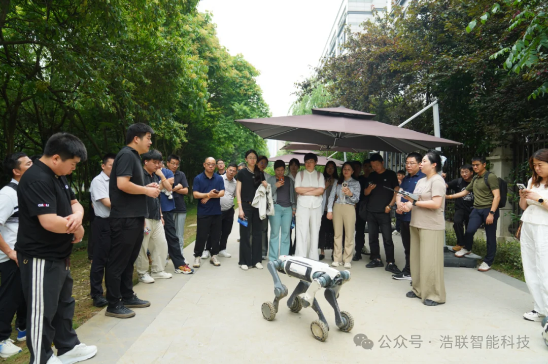 智建未来·生态联盟|2026年智能建造生态联盟游学会议成功举办新闻配图