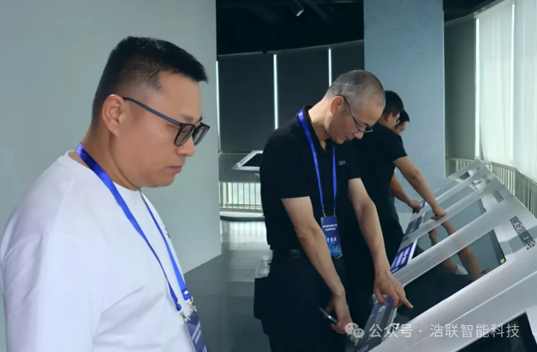 凝聚共识,协同创新!浩联联合组织赴南京开展智能建造产业协同发展考察学习新闻配图